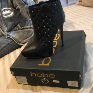 Size 8 Bebe booties